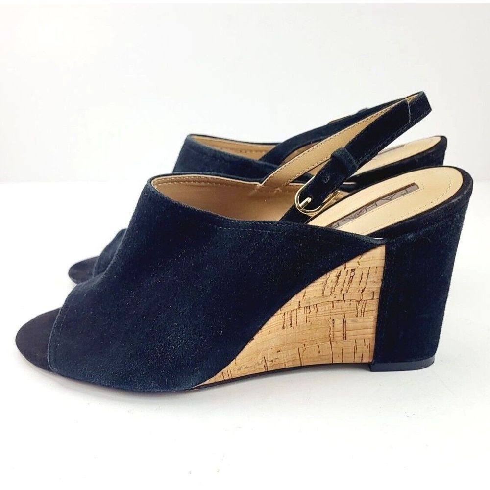 Tahari Vander Wedge Heeled Sandals - Size 7 - Picture 8 of 8